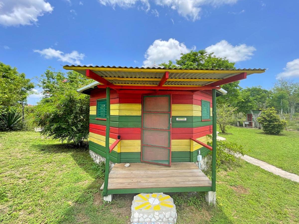 Little Bay Judy House 2 - Lewis Backpacker Hostel מראה חיצוני תמונה