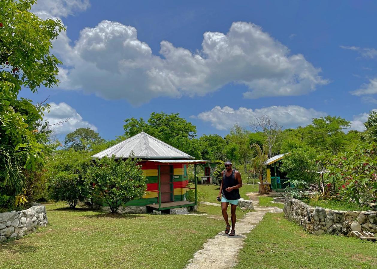 Little Bay Judy House 2 - Lewis Backpacker Hostel מראה חיצוני תמונה