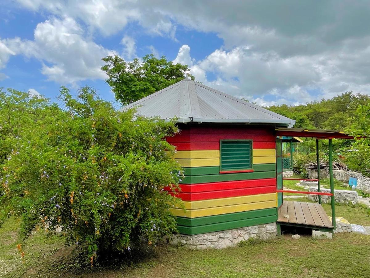 Little Bay Judy House 2 - Lewis Backpacker Hostel מראה חיצוני תמונה