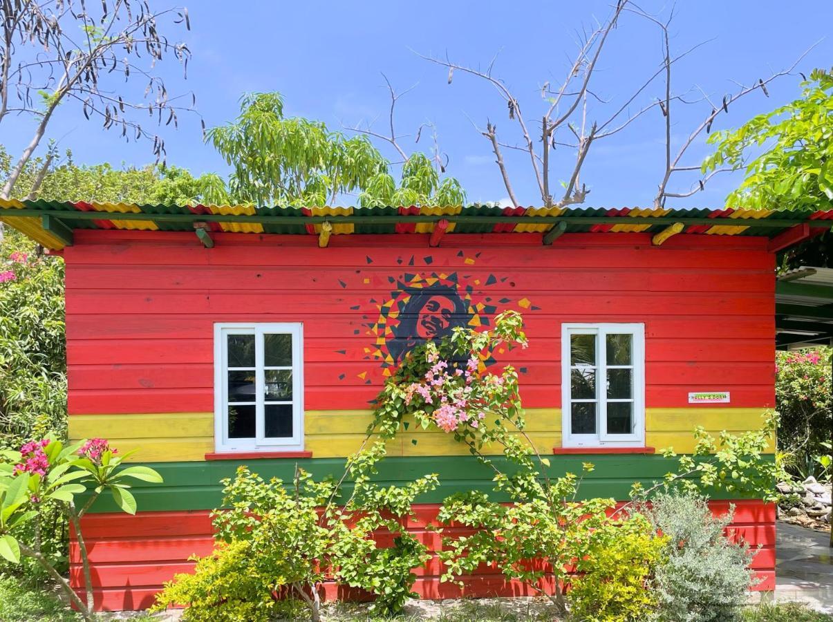 Little Bay Judy House 2 - Lewis Backpacker Hostel מראה חיצוני תמונה